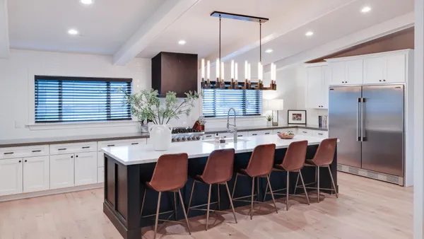 $6,596 | 243 West Harmont Drive, Phoenix, AZ 85021