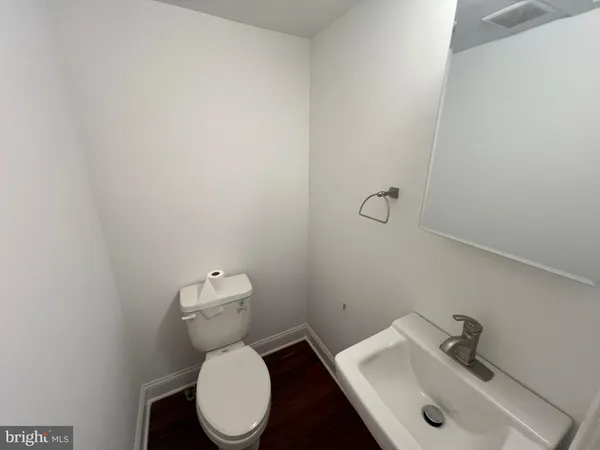 $1,500 | 3228 West Diamond Street, Unit 2, Philadelphia, PA 19121
