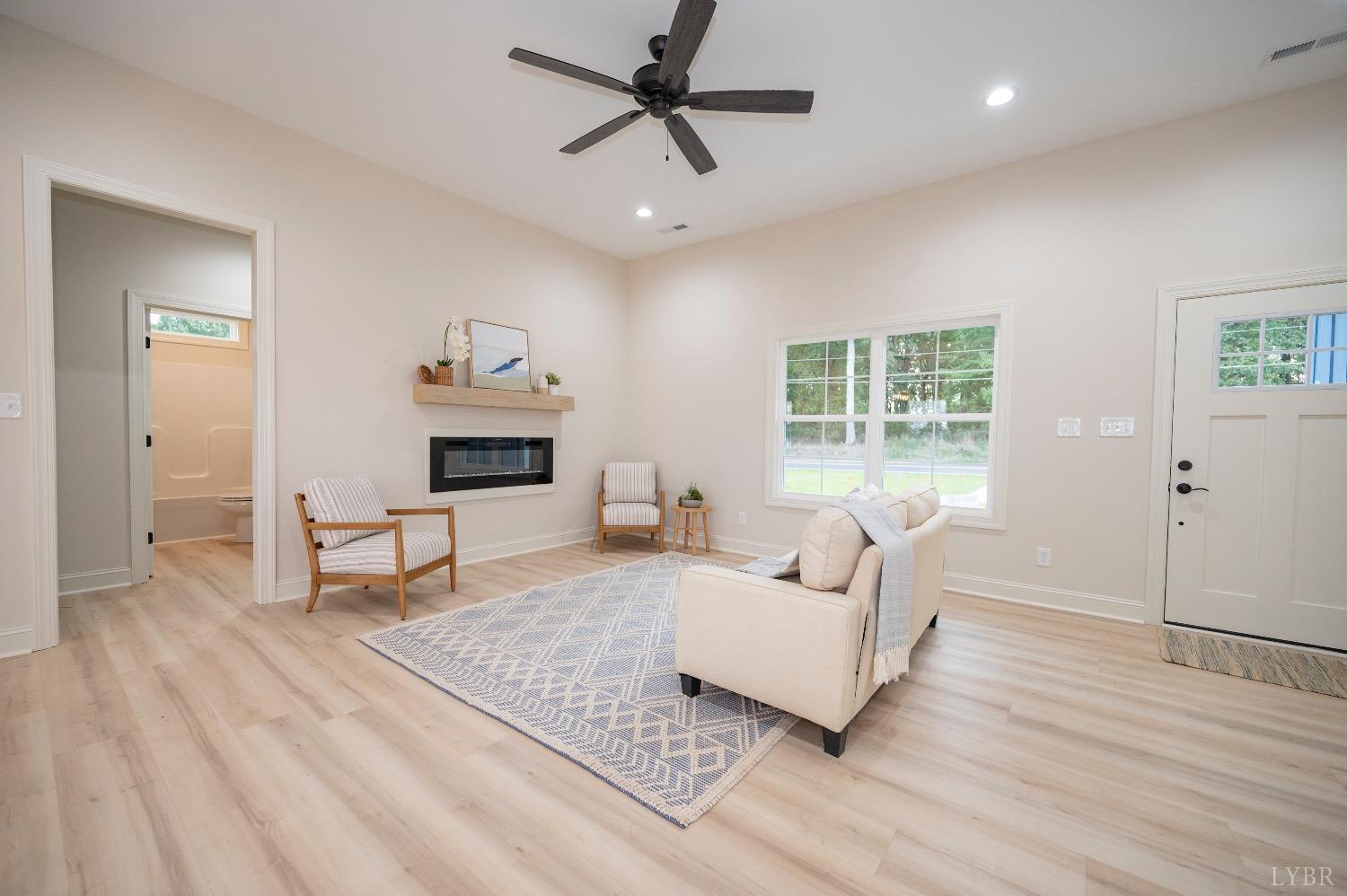 2329 Perrowville Road Forest, VA 24551 - Photo 4 of 54 Gallery Image 4