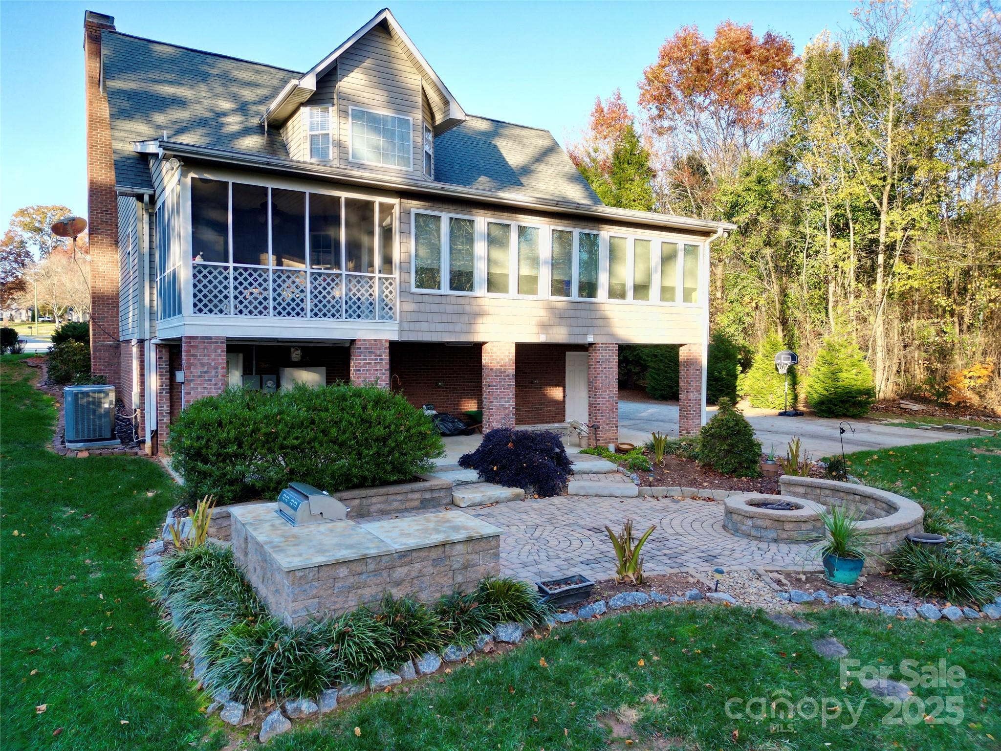 1002 4th Street Northeast Conover, NC 28613 - Photo 39 of 47 a front view of a house with garden
