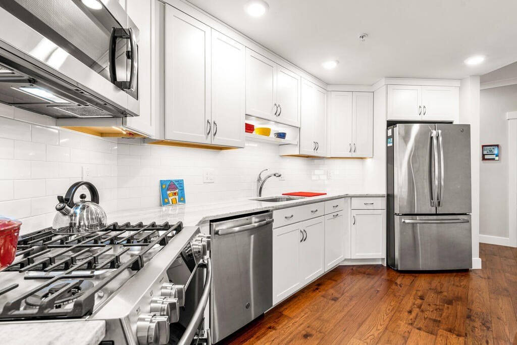 7 Executive Drive, Unit 213 Stoneham, MA 02180 - Photo 18 of 36