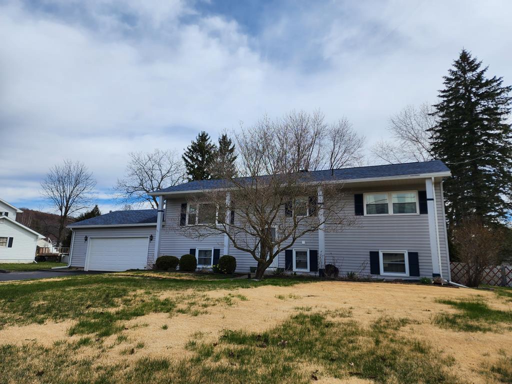 208 Robin Road Horseheads, NY 14845 - Photo 1 of 1 Gallery Image 1