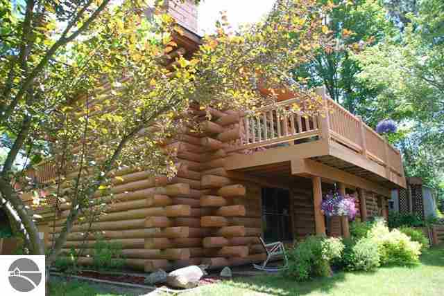 17274 Wallin Road Thompsonville, MI 49683 - Photo 6 of 39 1747996-5.JPG