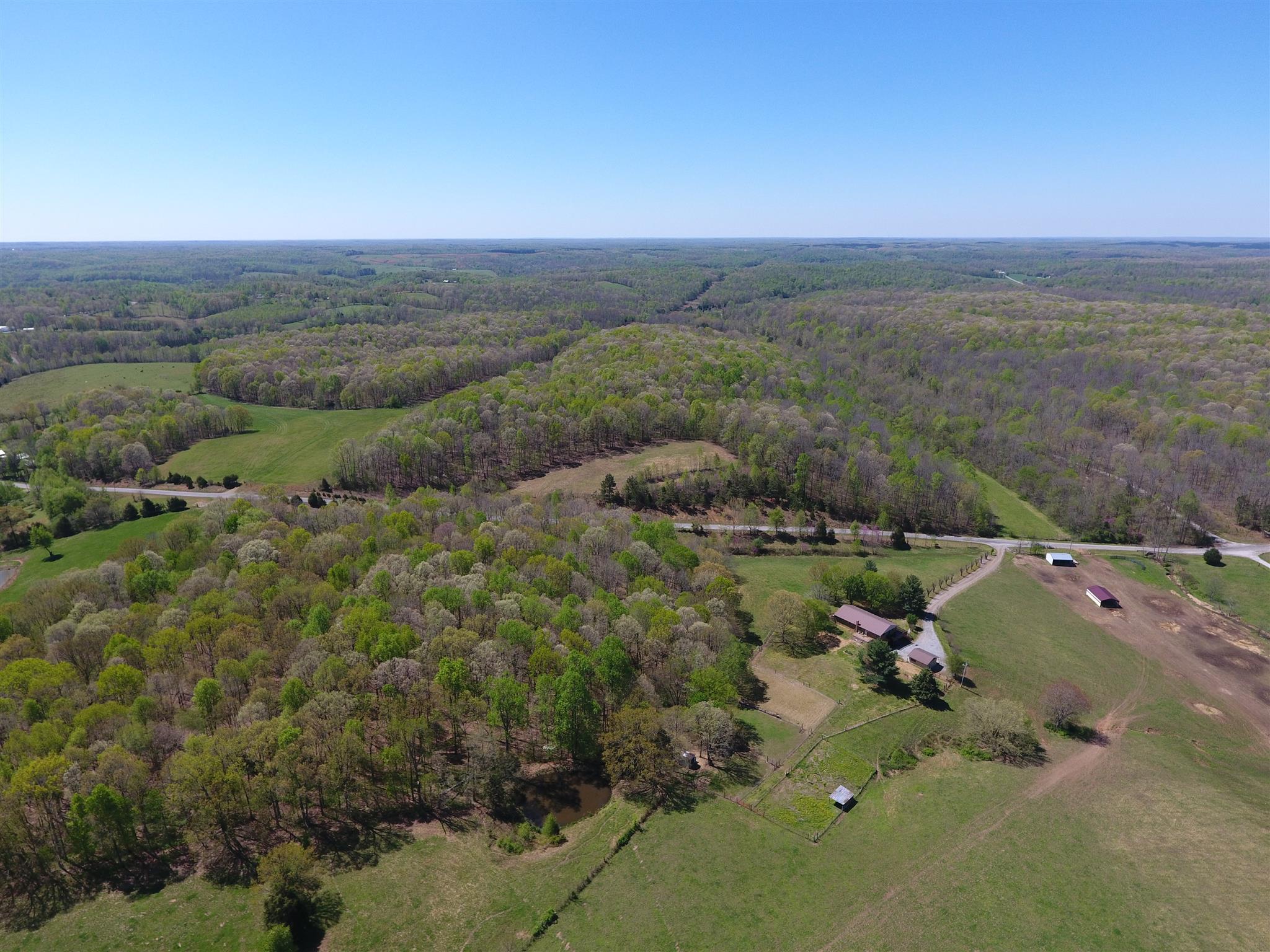 999 Deep Cut Road Erin, TN 37061 - Photo 22 of 29 Gallery Image 22