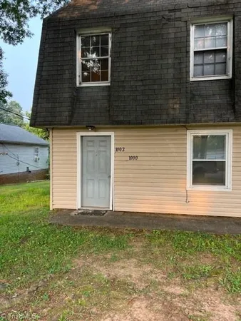 $800 | 1002 Walnut Street, Reidsville, NC 27320