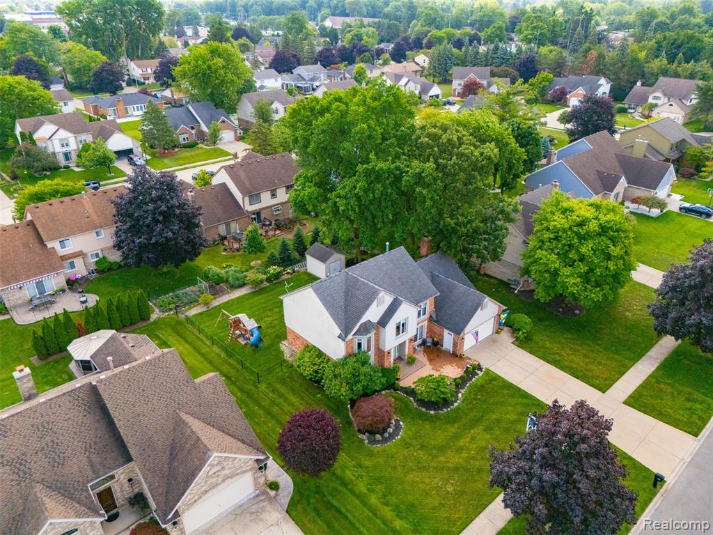 19364 Gill Road Livonia, MI 48152 - Photo 40 of 43 Gallery Image 40