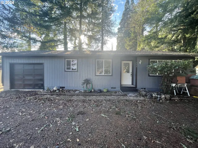 $230,000 | 504 Silver Avenue, Drain, OR 97435