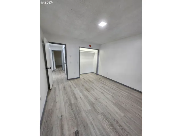 $230,000 | 504 Silver Avenue, Drain, OR 97435