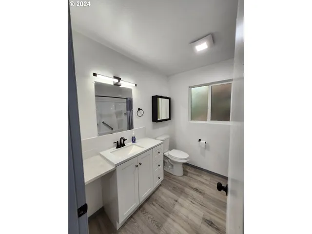 $230,000 | 504 Silver Avenue, Drain, OR 97435