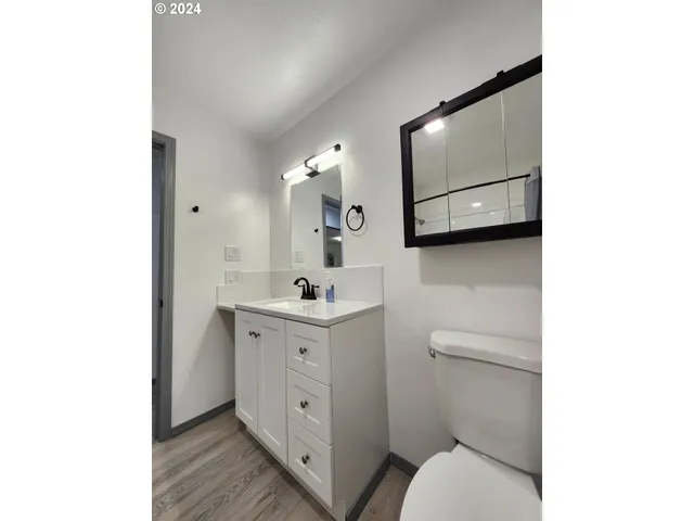 $230,000 | 504 Silver Avenue, Drain, OR 97435