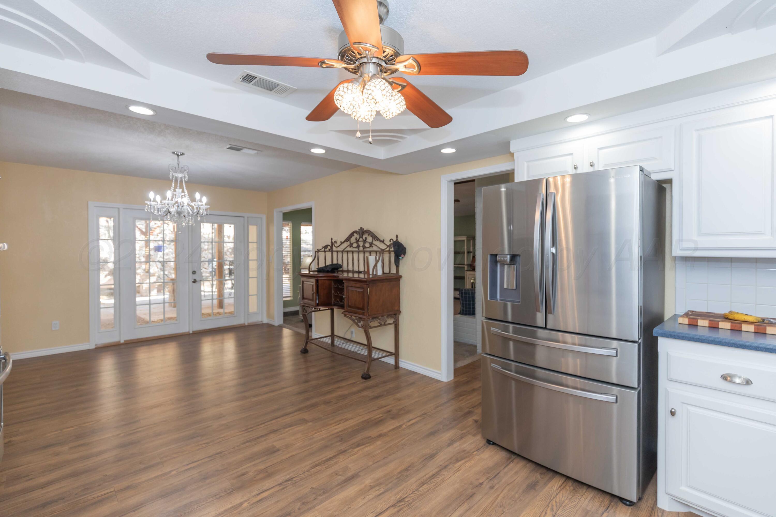22 Kendall Road Amarillo, TX 79124 - Photo 20 of 47 KITCHEN VIEW 4