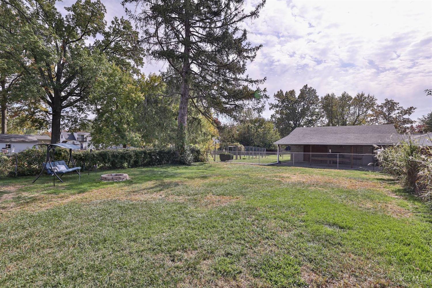 4555 Buxton Road Cincinnati, OH 45242 - Photo 24 of 25 Gallery Image 24