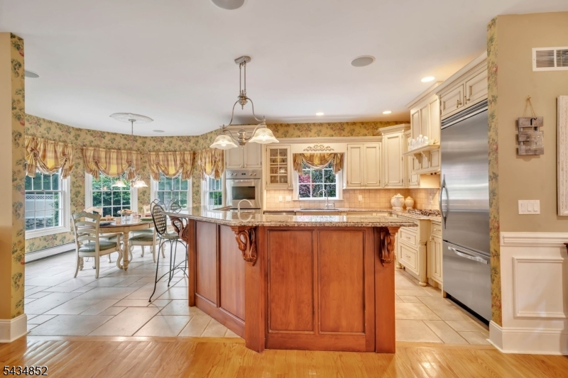 6 Princess Court Oak Ridge, NJ 07438 - Photo 10 of 50