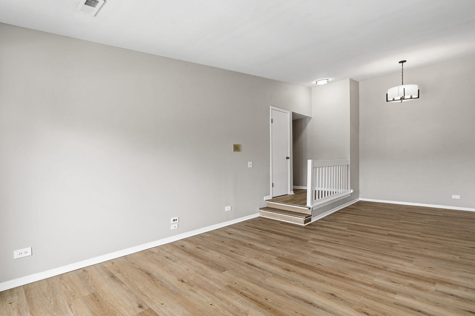 1312 McDowell Road, Unit 204 Naperville, IL 60563 - Photo 13 of 34 Gallery Image 13
