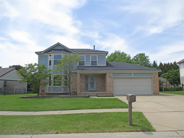 $345,000 | 33443 Paoletti Drive, Fraser, MI 48026