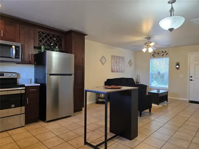 $210,000 | 128 Woodlawn Avenue, Dundee, FL 33838