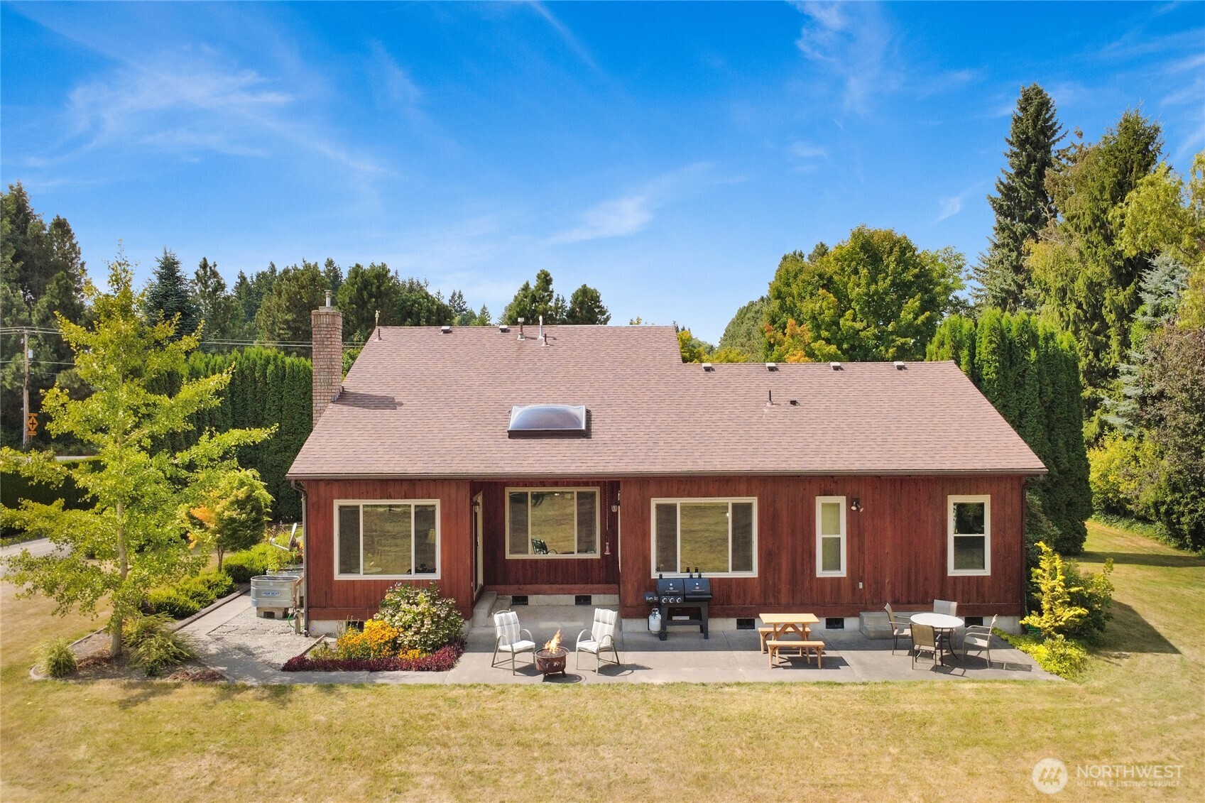 9317 Avon Allen Road Bow, WA 98232 - Photo 2 of 40 Gallery Image 2