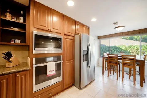 $1,100,000 | 872 Oro Grande Street, Oceanside, CA 92057