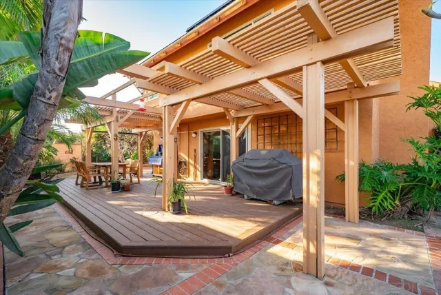 $1,100,000 | 872 Oro Grande Street, Oceanside, CA 92057