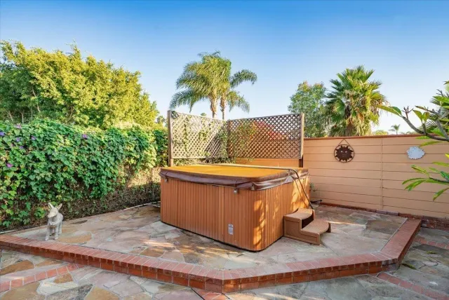 $1,100,000 | 872 Oro Grande Street, Oceanside, CA 92057