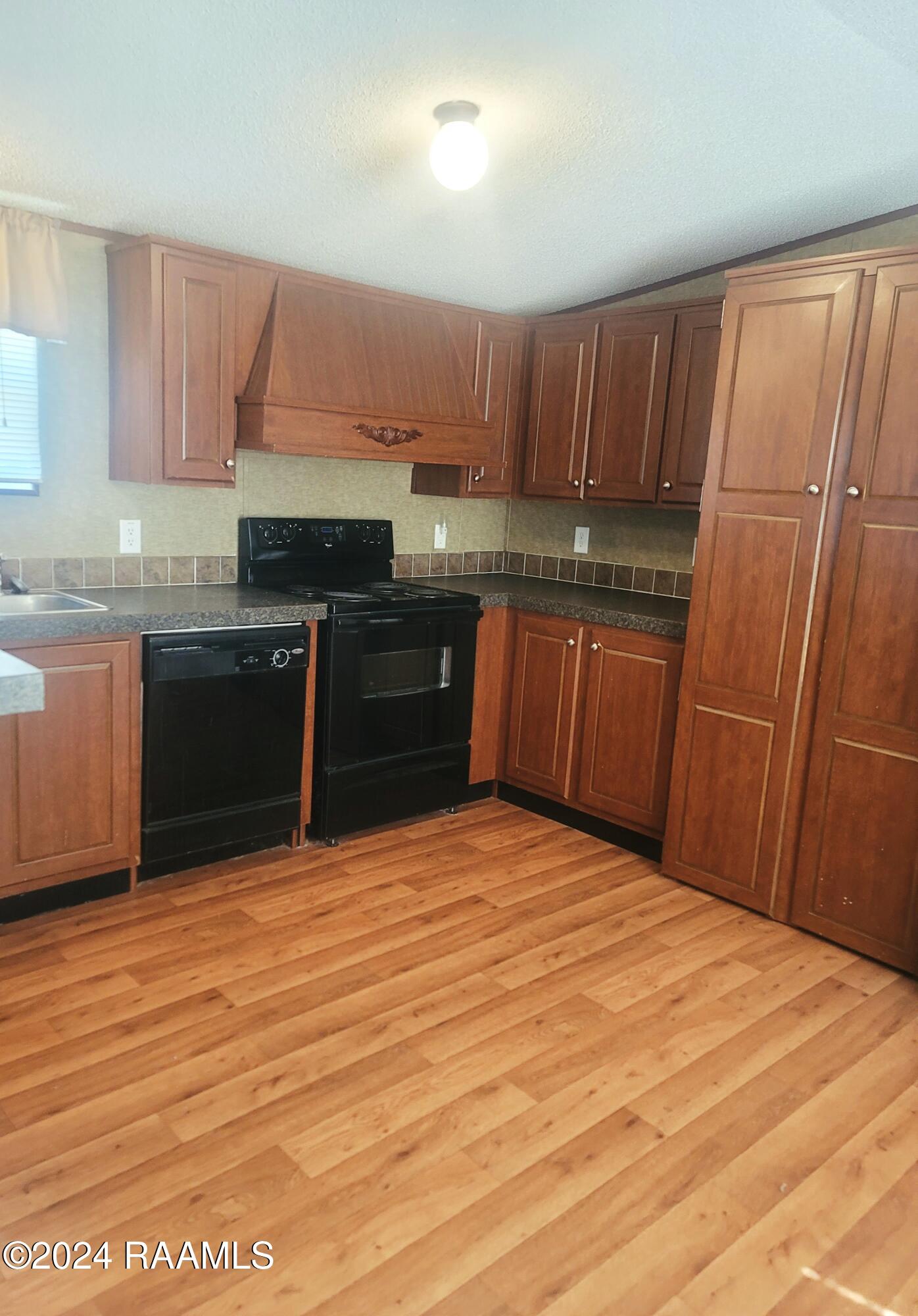 6705 Montgomery Road Maurice, LA 70555 - Photo 3 of 10 kitchen