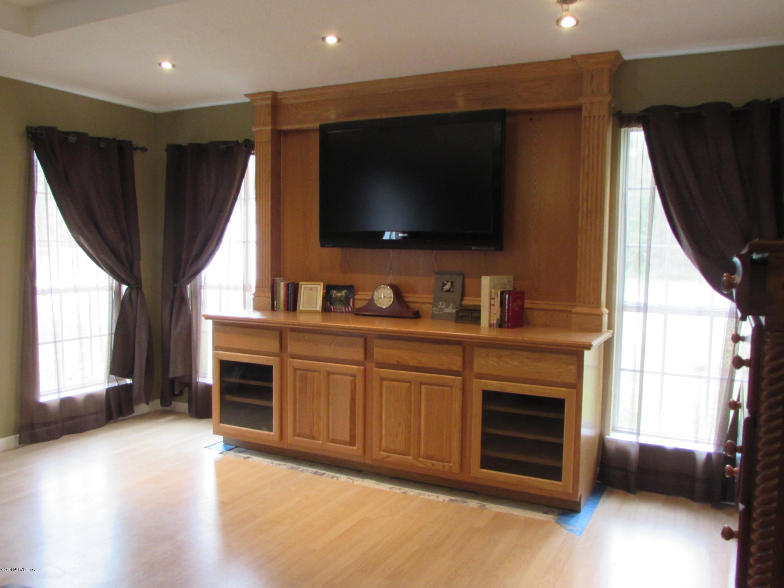43774 Thomas Creek Road Callahan, FL 32011 - Photo 19 of 26 Mater Suite