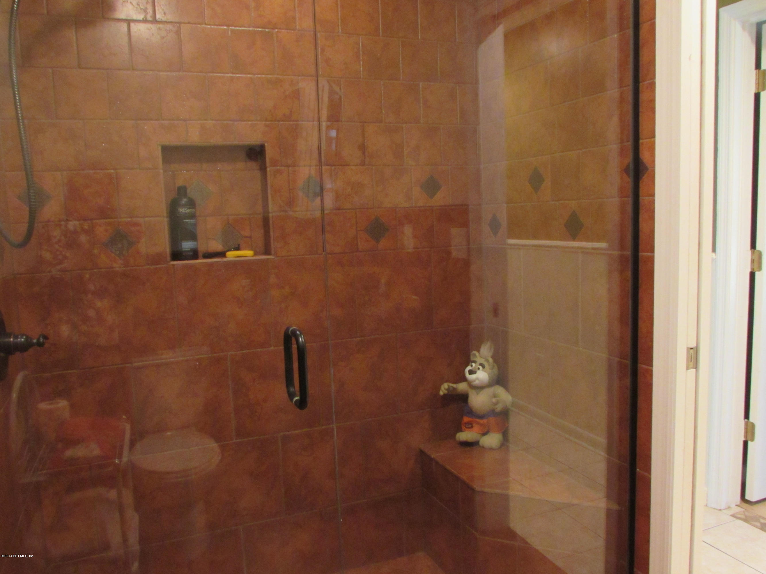 43774 Thomas Creek Road Callahan, FL 32011 - Photo 10 of 26 Hall bathroom shower