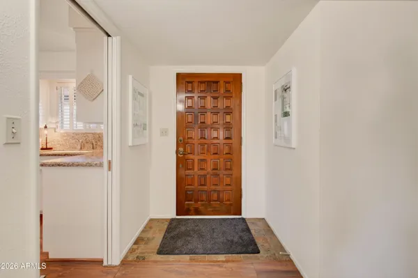 $925,000 | 5910 East Edgemont Avenue, Scottsdale, AZ 85257