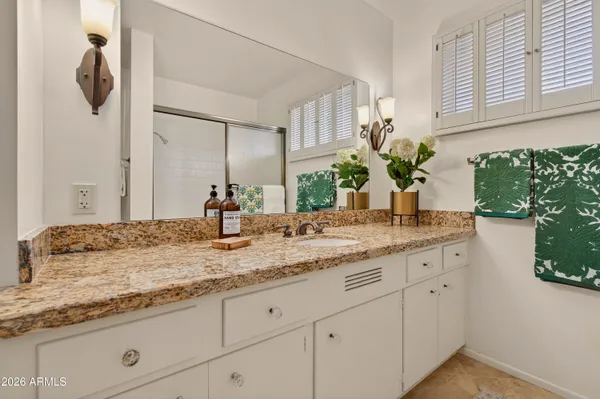 $925,000 | 5910 East Edgemont Avenue, Scottsdale, AZ 85257