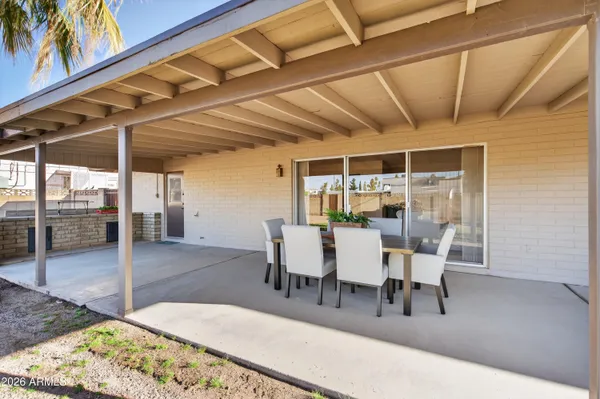 $925,000 | 5910 East Edgemont Avenue, Scottsdale, AZ 85257
