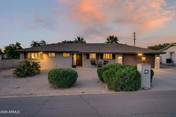 $925,000 | 5910 East Edgemont Avenue, Scottsdale, AZ 85257