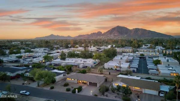 $925,000 | 5910 East Edgemont Avenue, Scottsdale, AZ 85257