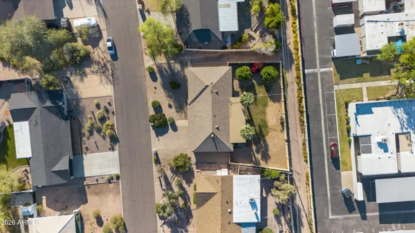 $925,000 | 5910 East Edgemont Avenue, Scottsdale, AZ 85257