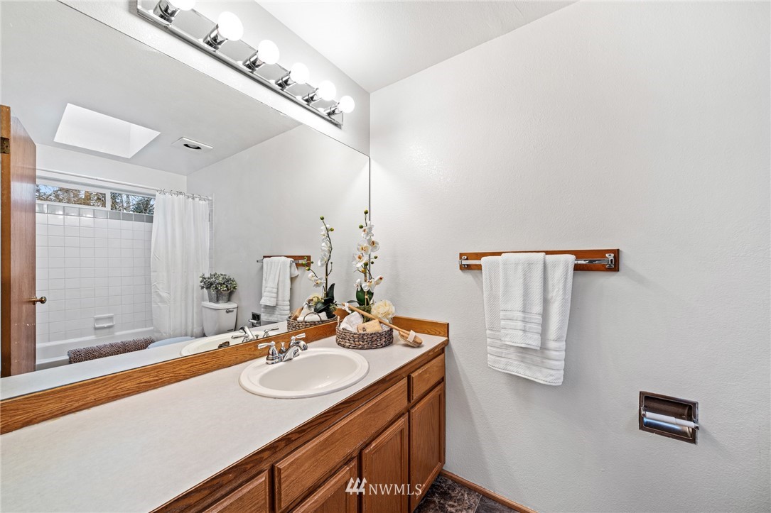 1415 225th Street Southwest Bothell, WA 98021 - Photo 17 of 33