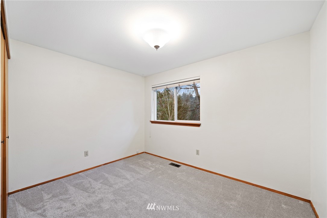 1415 225th Street Southwest Bothell, WA 98021 - Photo 23 of 33