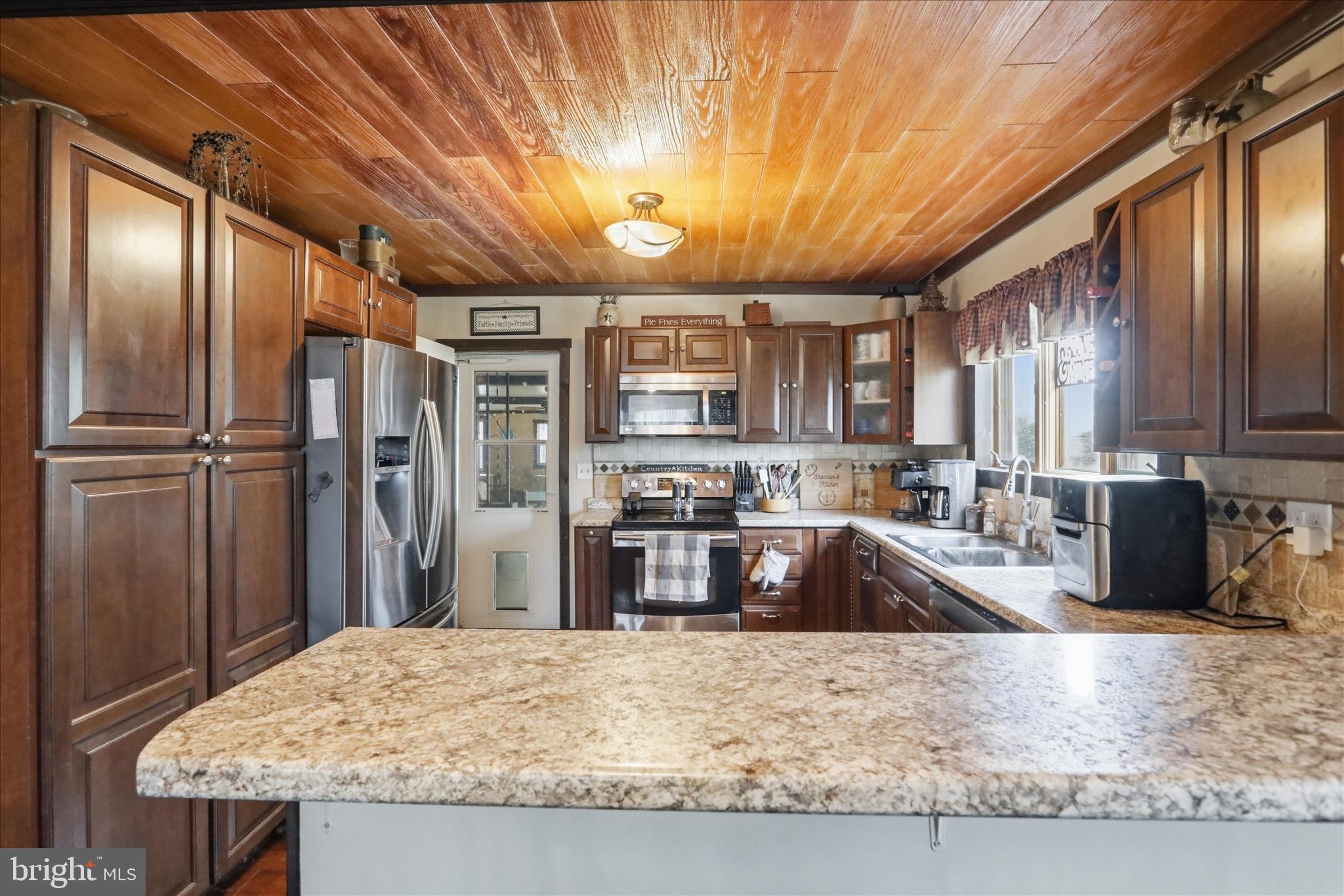 520 Winifred Road Cumberland, MD 21502 - Photo 7 of 34