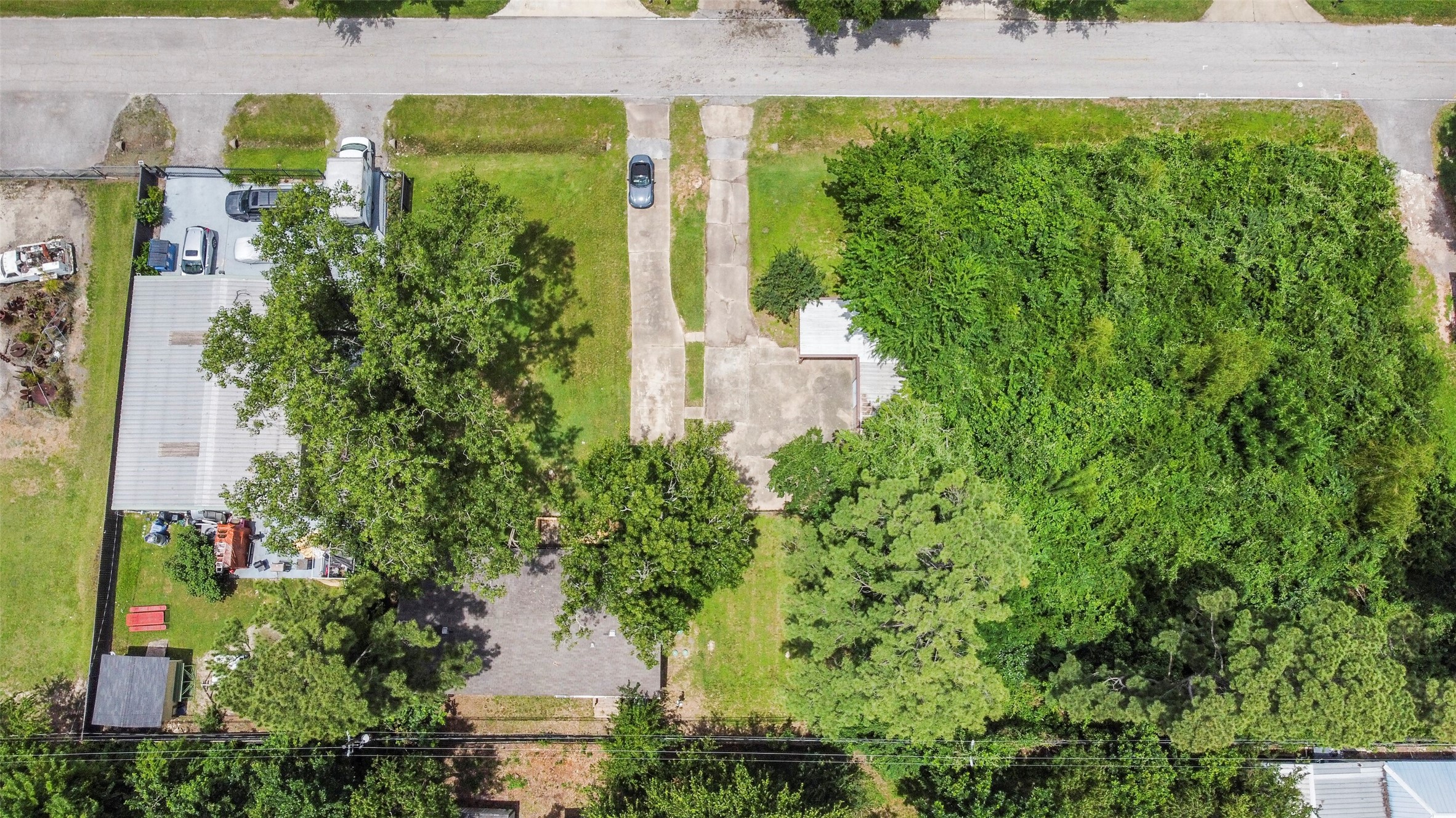 11023 Forrest Valley Drive Houston, TX 77065 - Photo 45 of 47 a view of a garden with plants