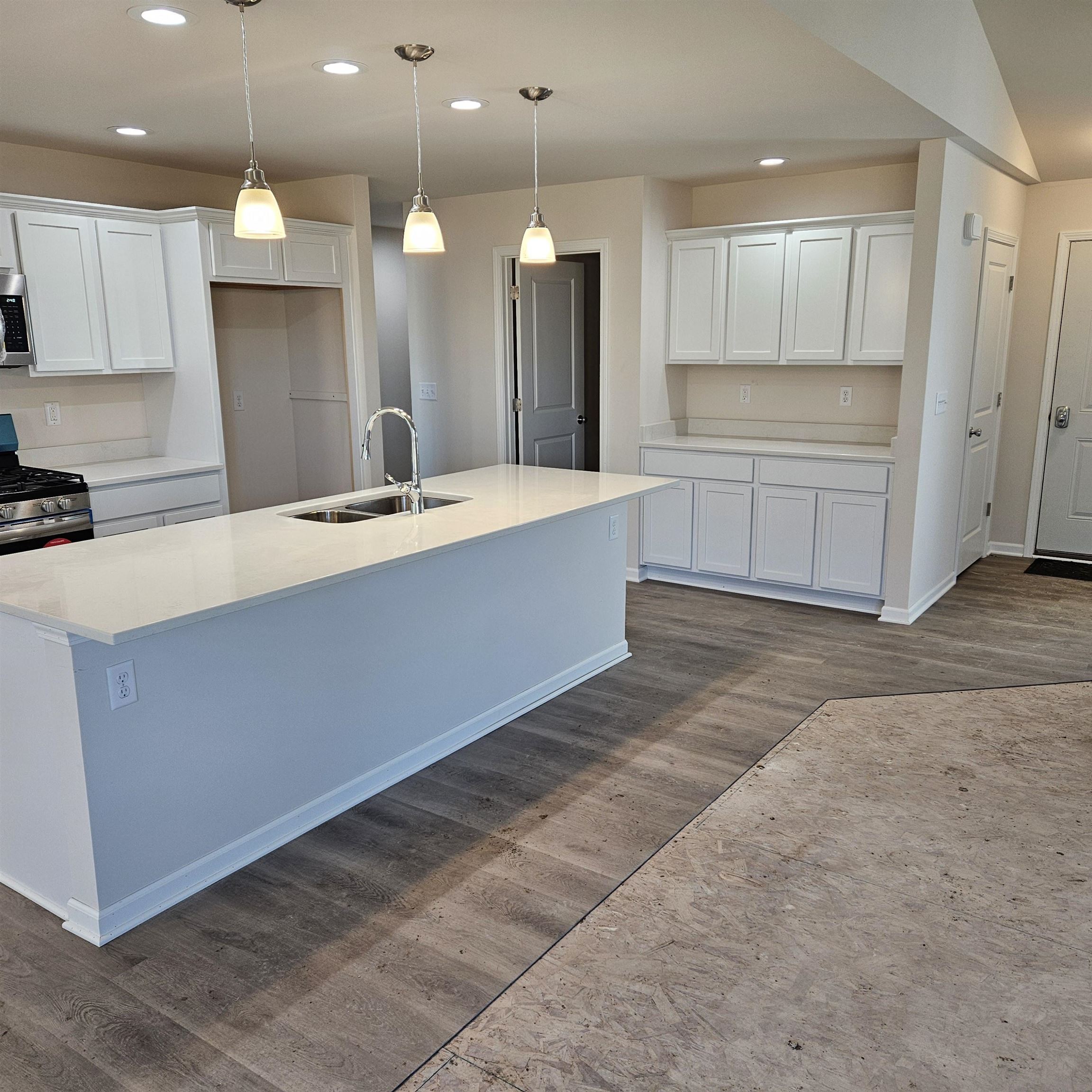 445 Paulson Street Clinton, WI 53525 - Photo 7 of 11 Gallery Image 7