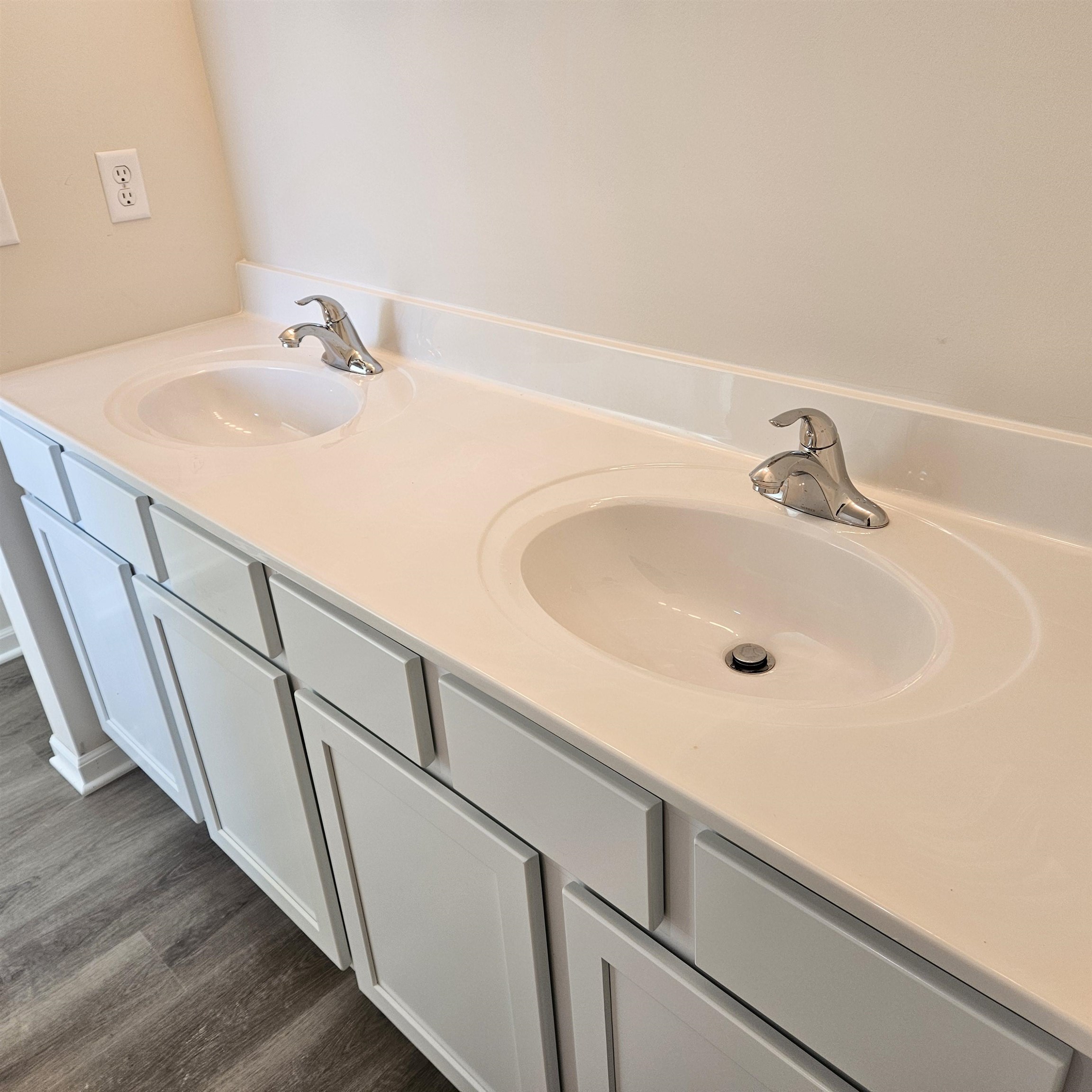 445 Paulson Street Clinton, WI 53525 - Photo 10 of 11 Gallery Image 10