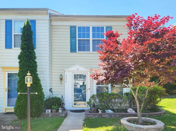 $2,500 | 5230 Elbetee Lane, Alexandria, VA 22312