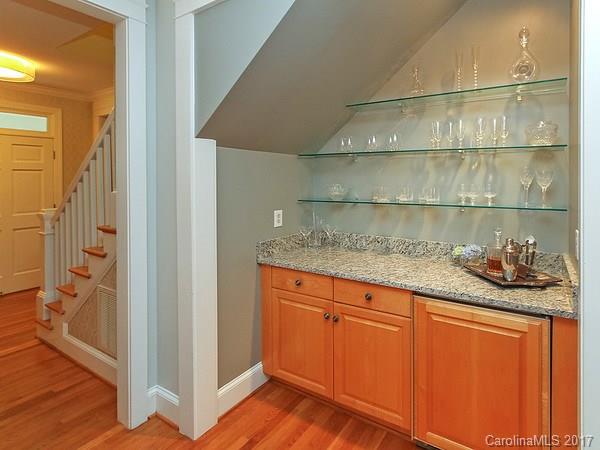 2303 Club Road Charlotte, NC 28205 - Photo 8 of 22 Gallery Image 8