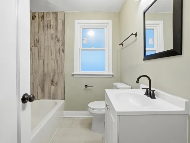 $399,990 | 8011 South Dante Avenue, Chicago, IL 60619