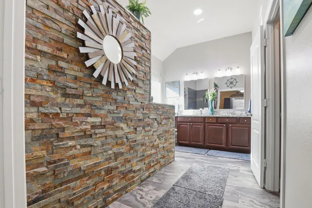 $489,000 | 12403 Emerald Lane, Mont Belvieu, TX 77535