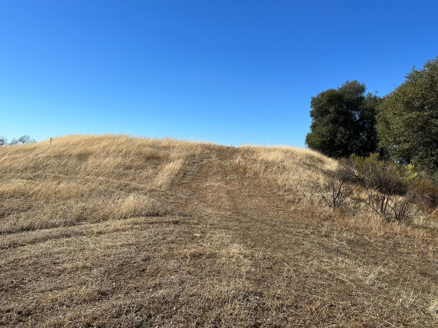 7480 Goose Hill Ranch Road Ione, CA 95640 - Photo 41 of 63 a view of ocean and mountain
