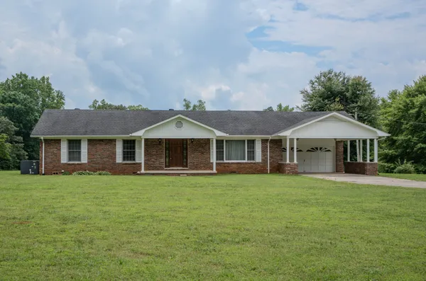 $399,000 | 5225 Pumping Station Road, Iron City, TN 38463