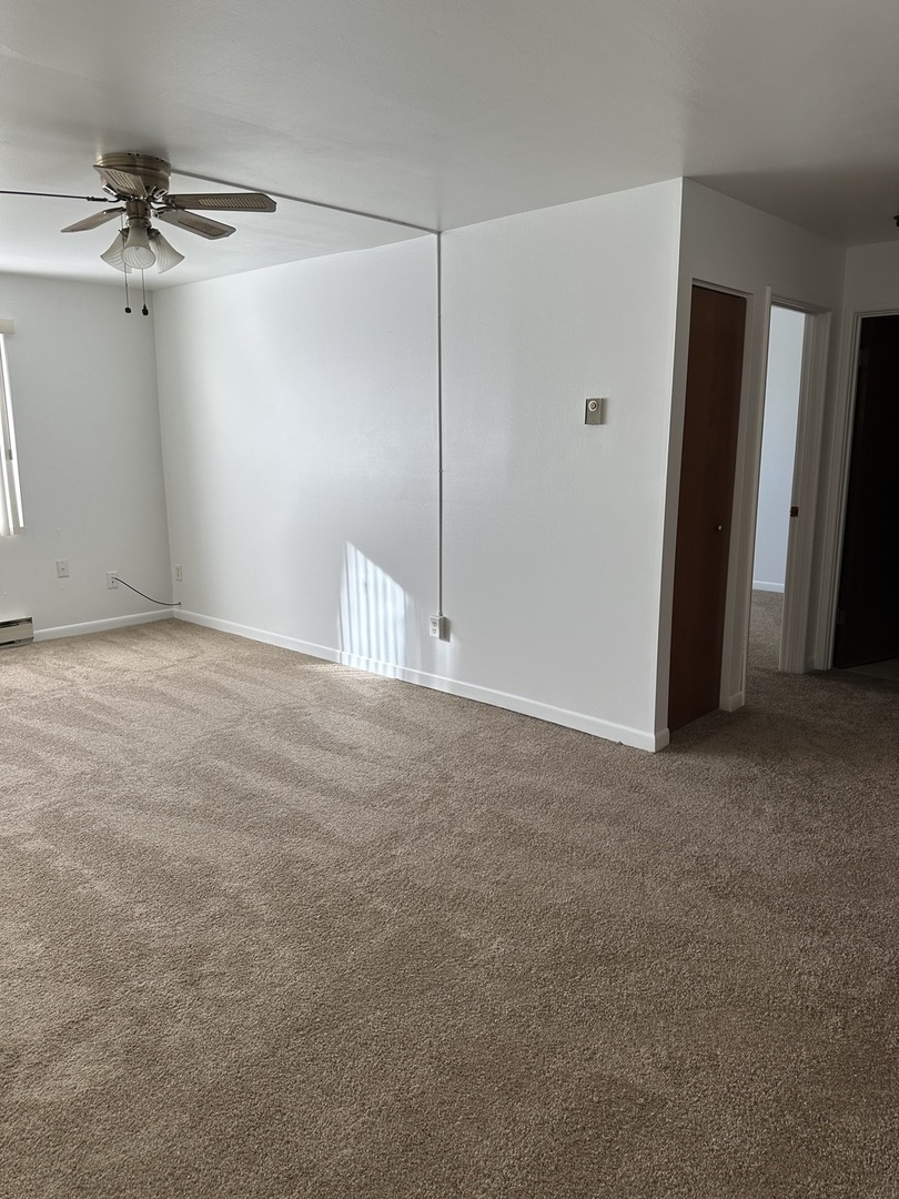 222 Madison Street, Unit 208 Joliet, IL 60435 - Photo 10 of 20 a view of an empty room