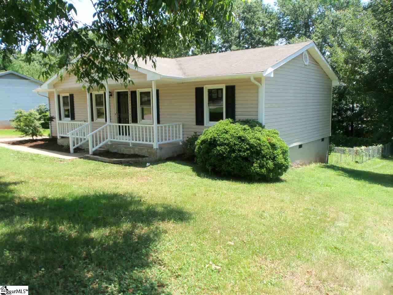 119 Blueberry Lane Inman, SC 29349 - Photo 4 of 19 Gallery Image 4