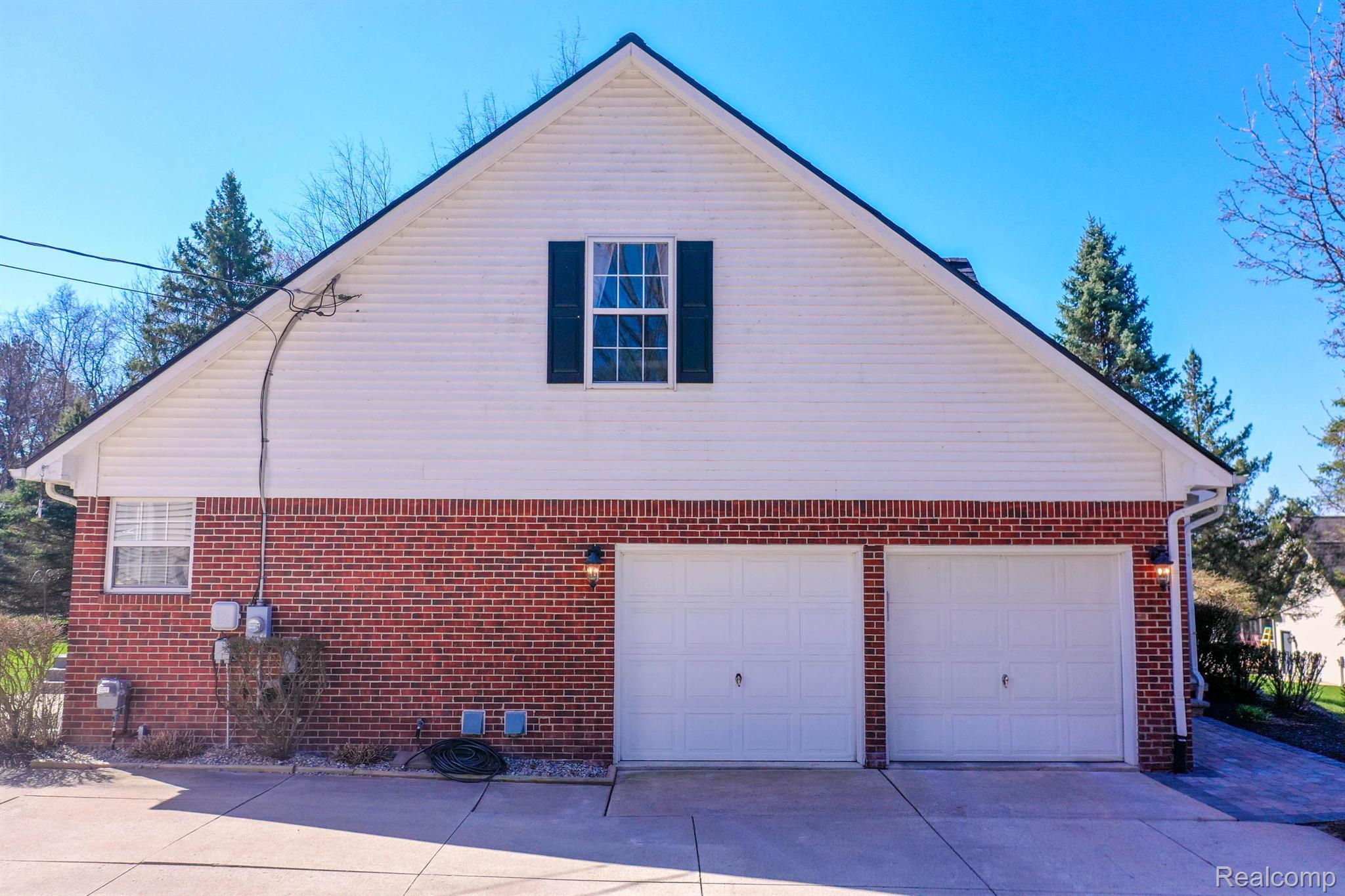 1796 North Hughes Road Howell, MI 48843 - Photo 6 of 50 Gallery Image 6