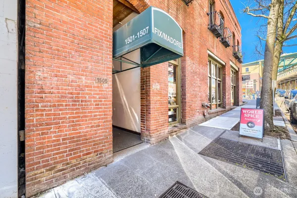 $3,950 | 1507 Western Avenue, Unit 602, Seattle, WA 98101