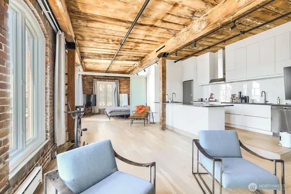 $3,950 | 1507 Western Avenue, Unit 602, Seattle, WA 98101